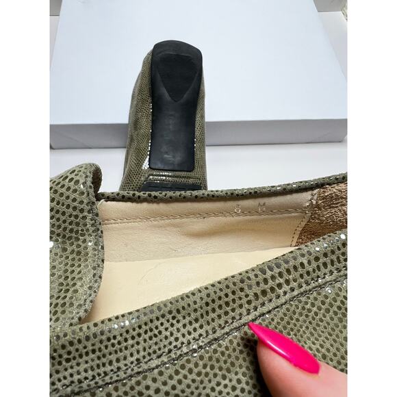 Vaneli Driving Shoes Penny Loafers Shimmery Olive Green Womens 8 M Moccasin Toe - Picture 5 of 6